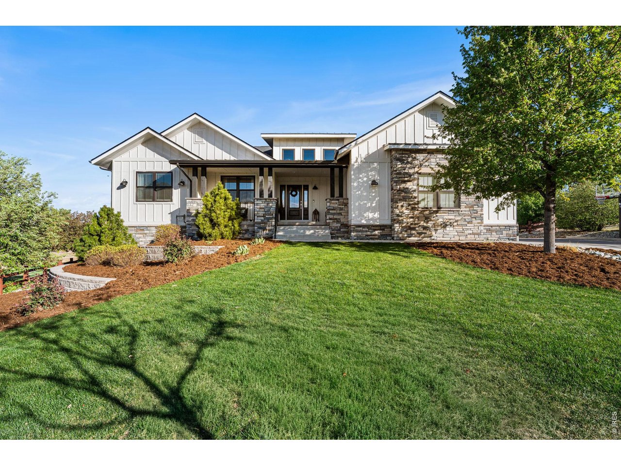 3421 Pond View Dr