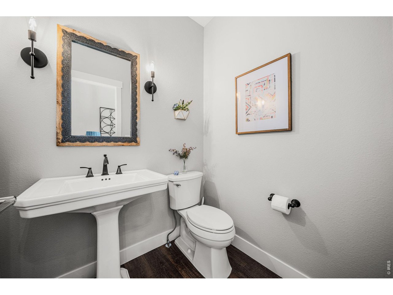3421 Pond View Dr