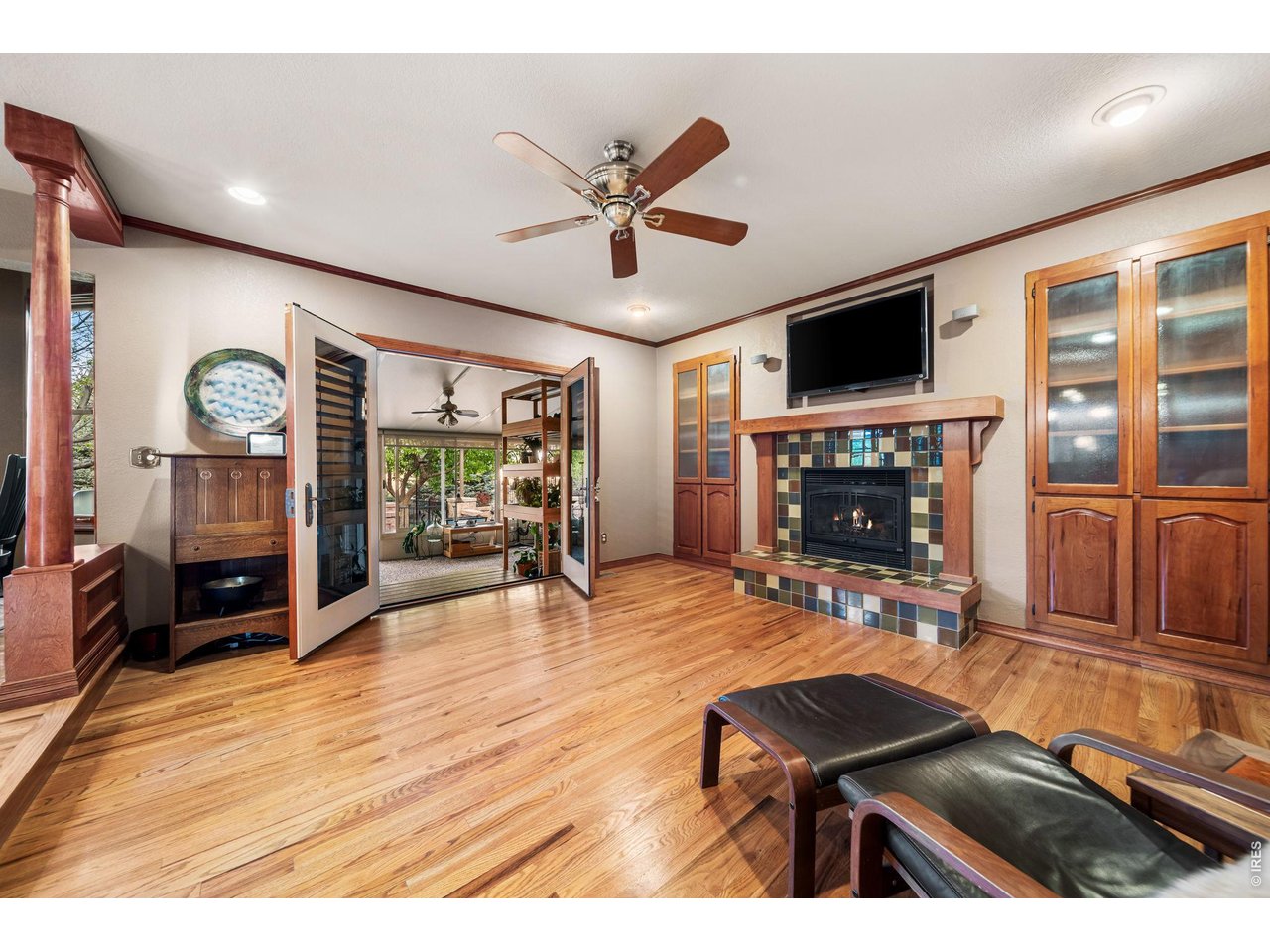 2900 Spring Mountain Dr