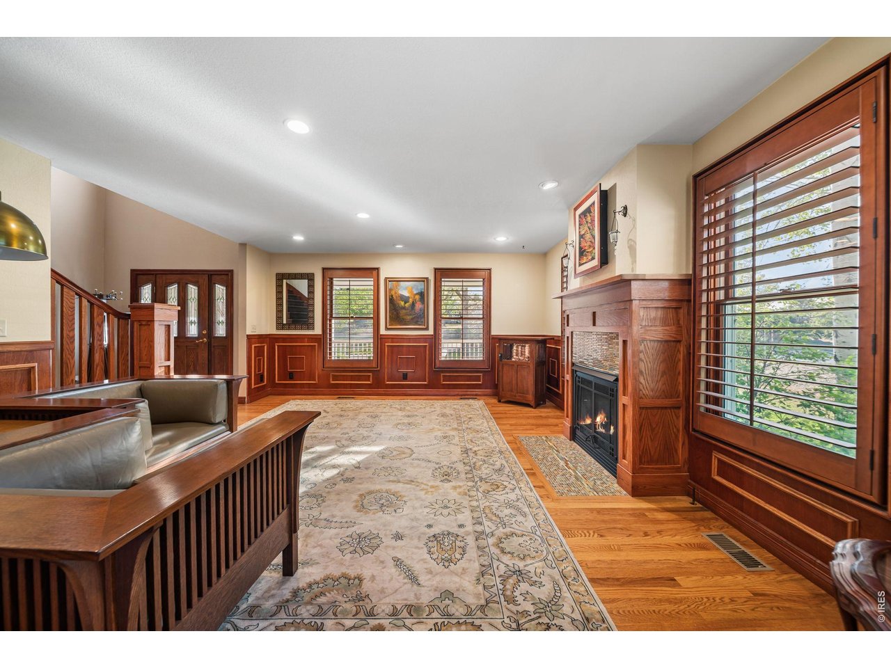 2900 Spring Mountain Dr