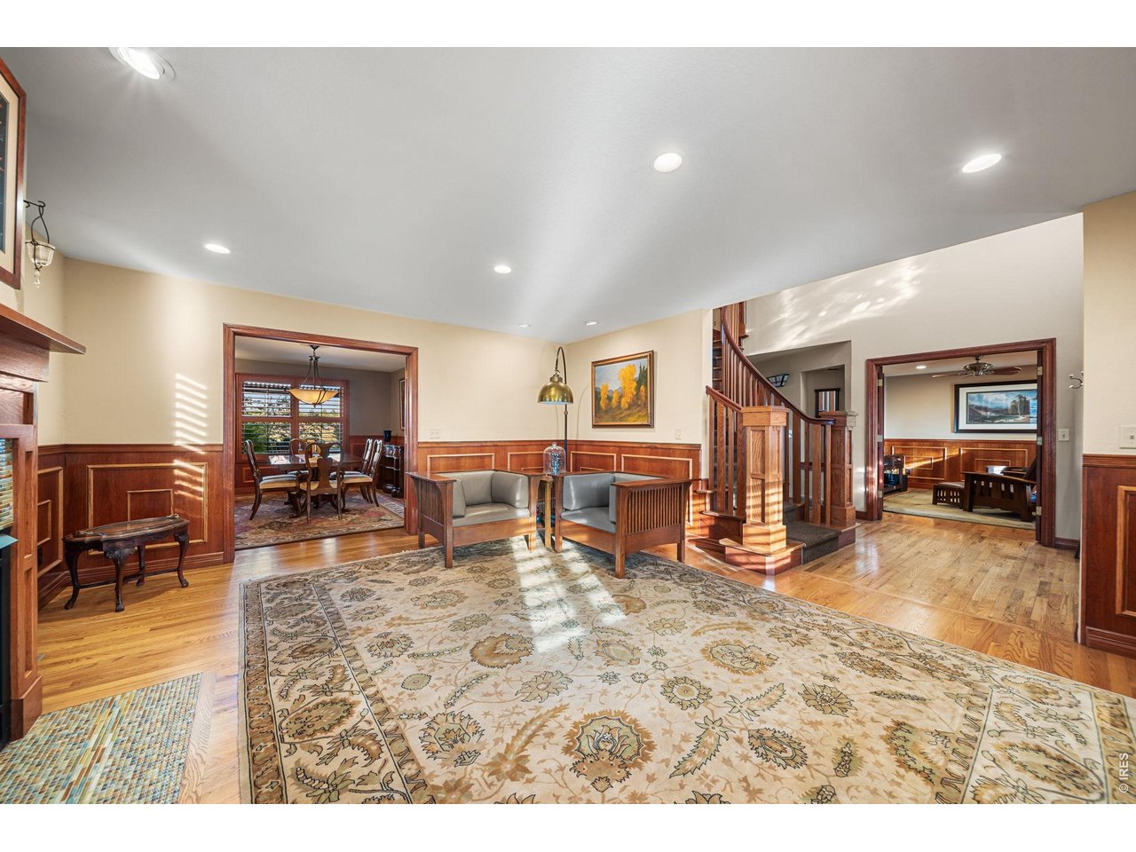 2900 Spring Mountain Dr