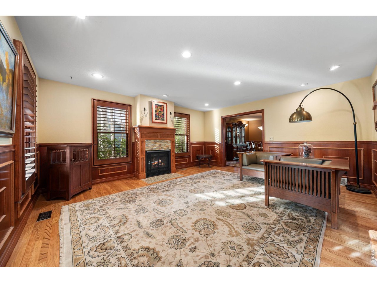 2900 Spring Mountain Dr