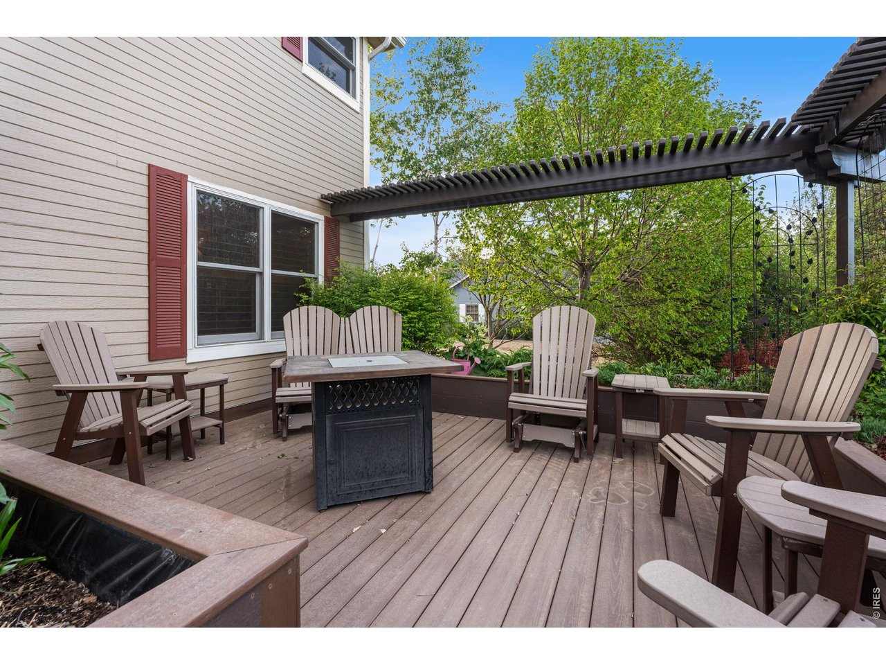 2900 Spring Mountain Dr