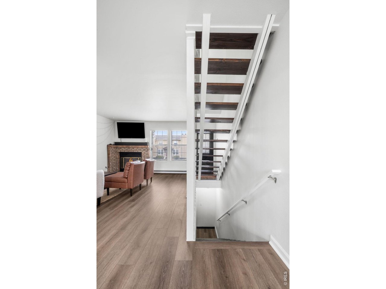 1813 Belmar Dr B-2