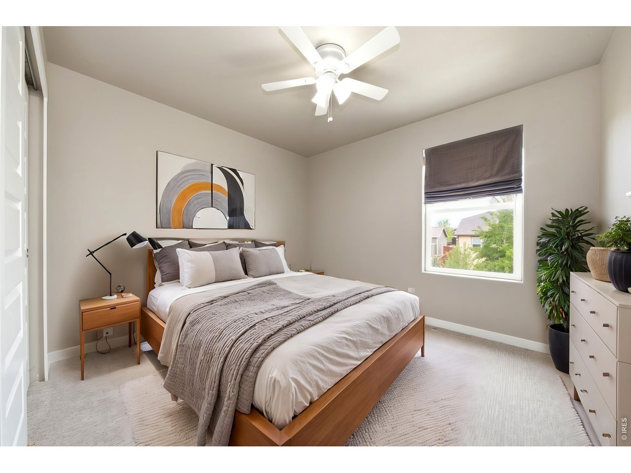 1594 Monterey Valley Pkwy