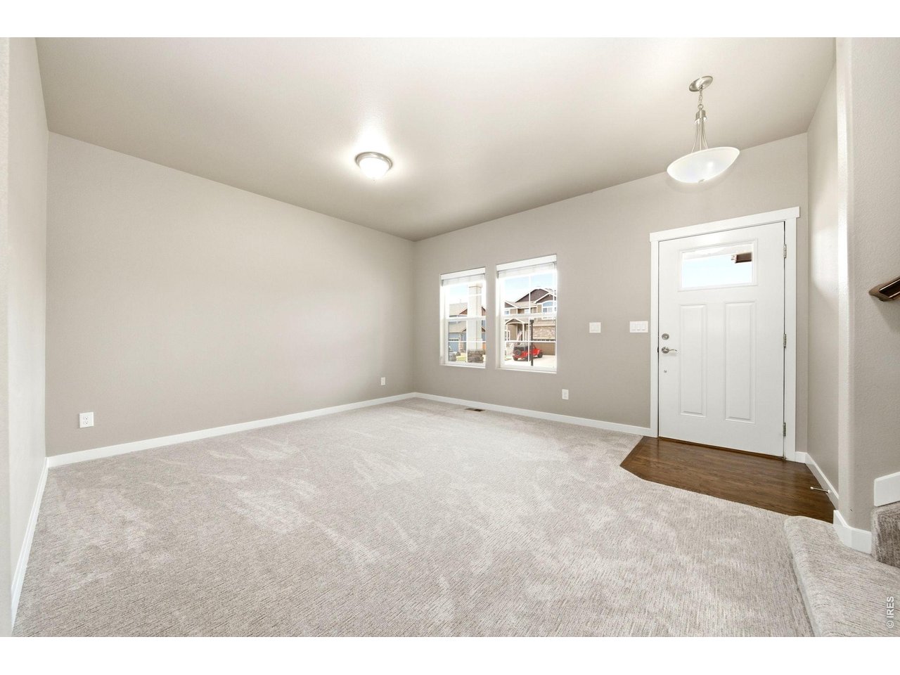 1594 Monterey Valley Pkwy
