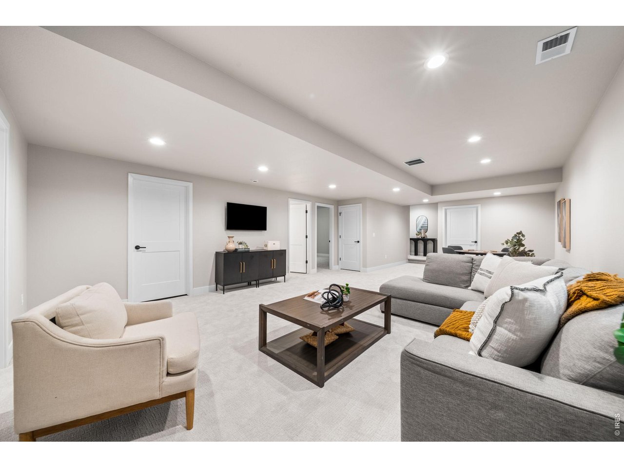 3443 Green Lake Dr