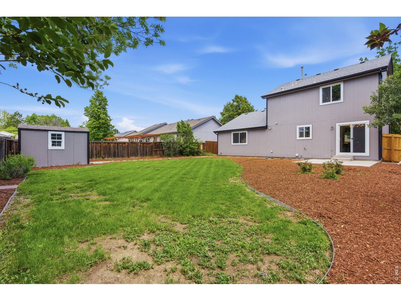 526 Suntrail Dr