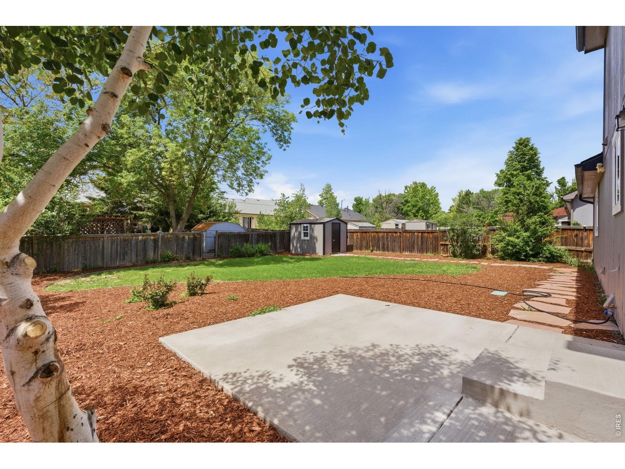 526 Suntrail Dr