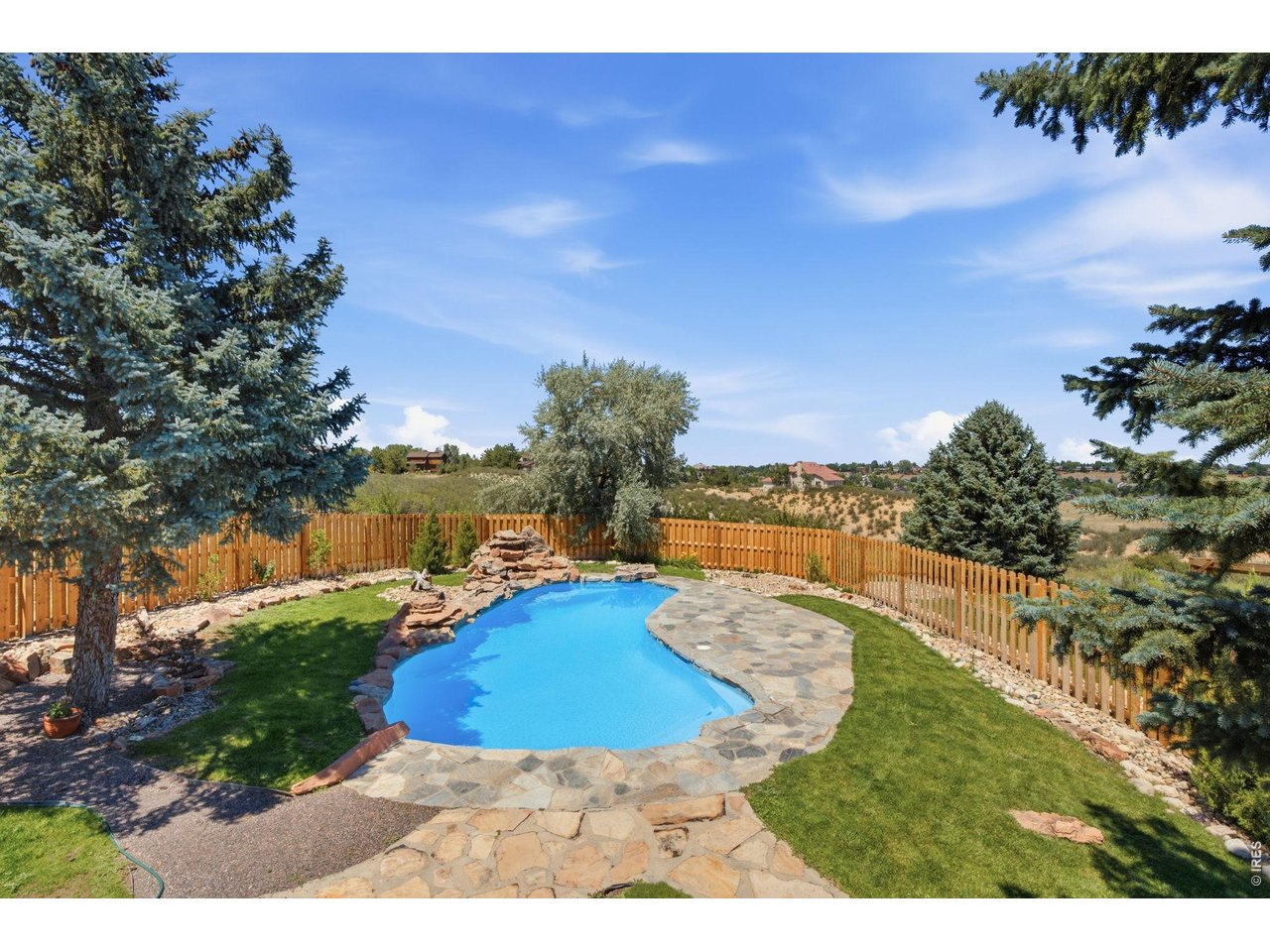 2710 Westridge Ct