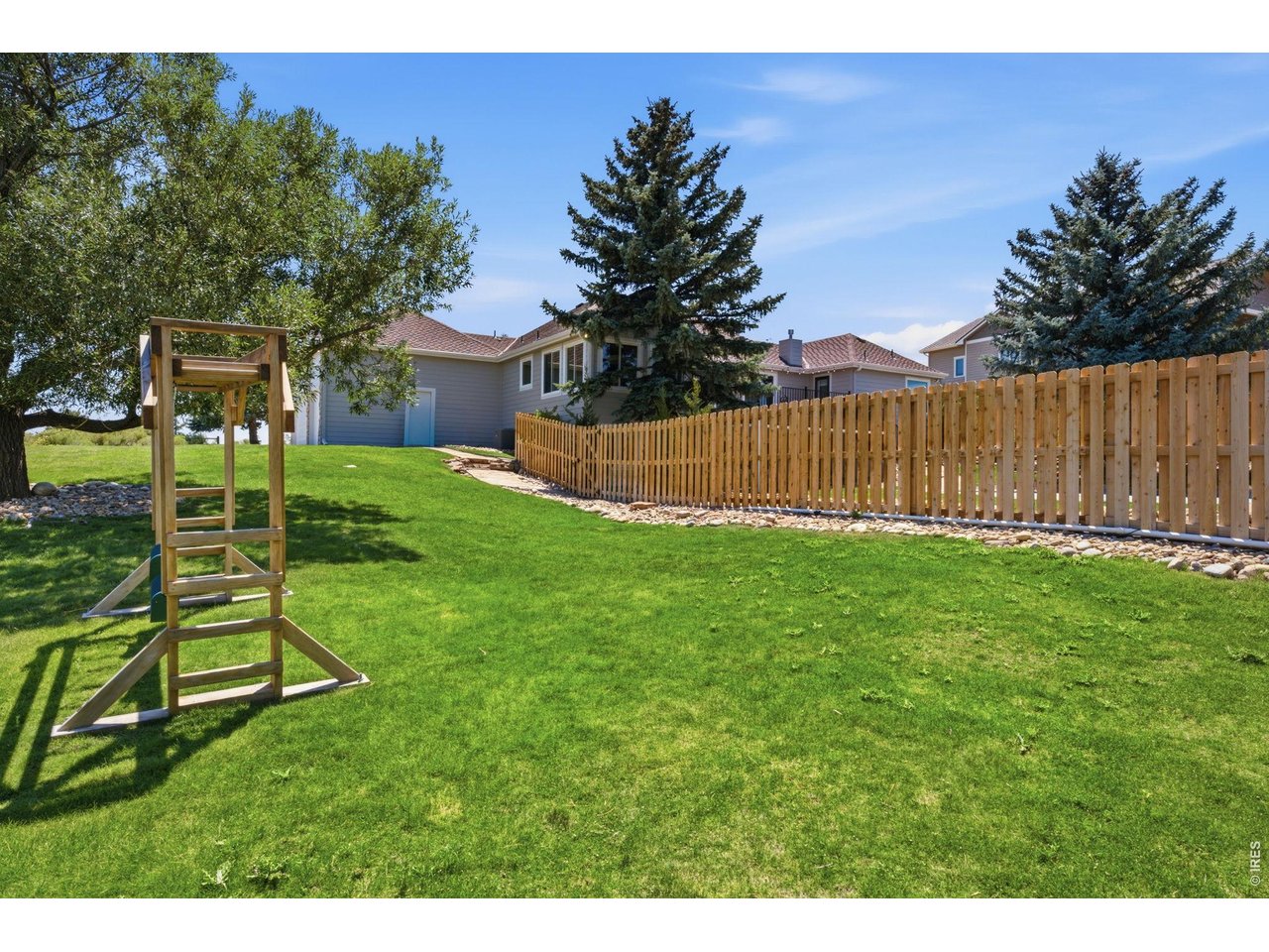 2710 Westridge Ct