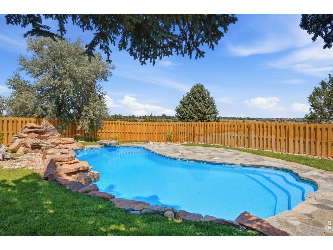 2710 Westridge Ct