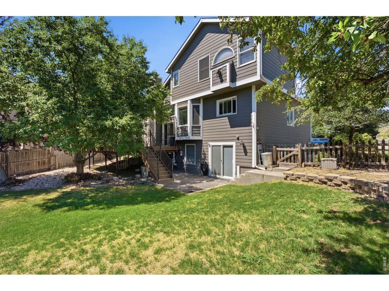 2800 Calendar Ct