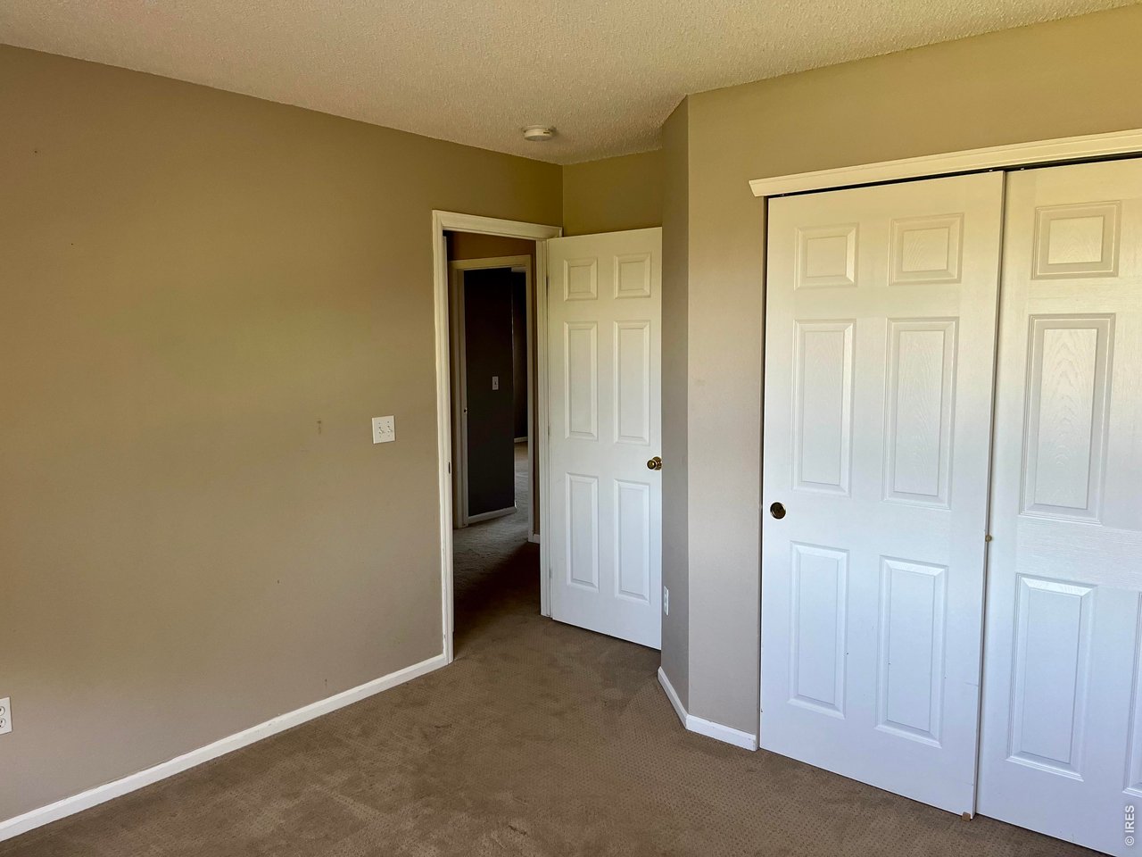 3838 Gardenwall Ct
