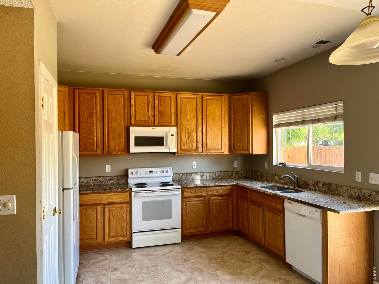3838 Gardenwall Ct