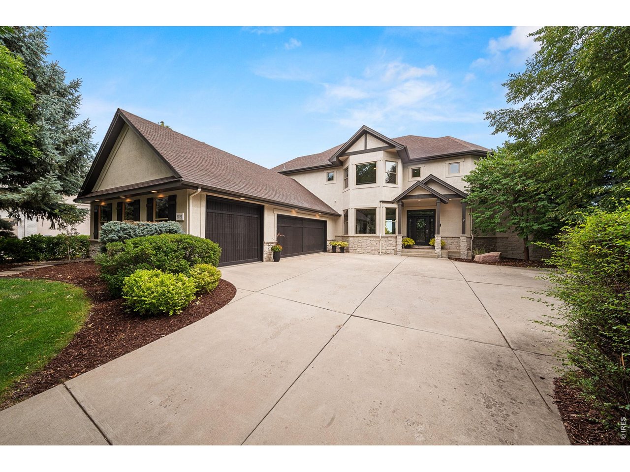3020 Waterstone Ct