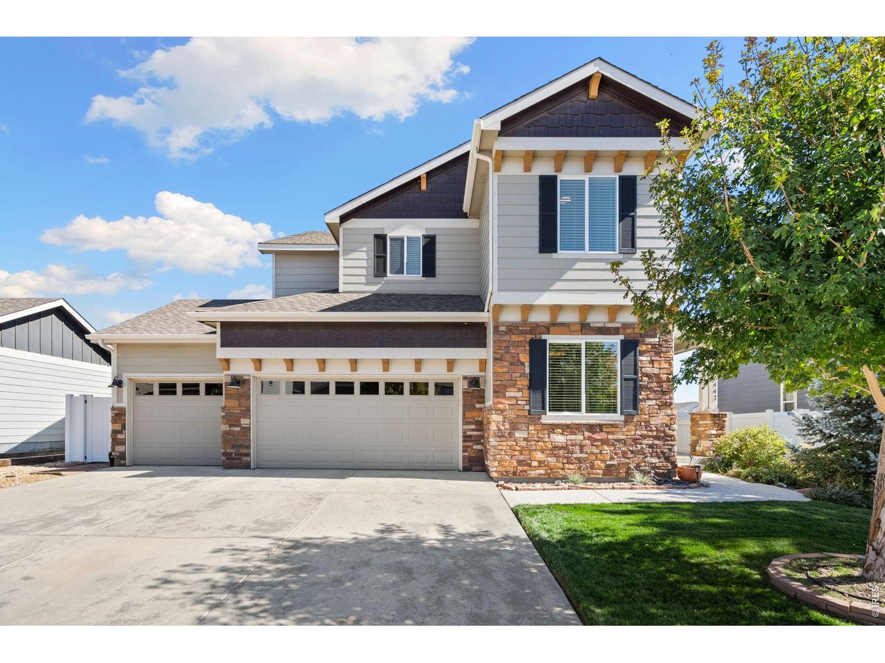 5447 Bexley Dr