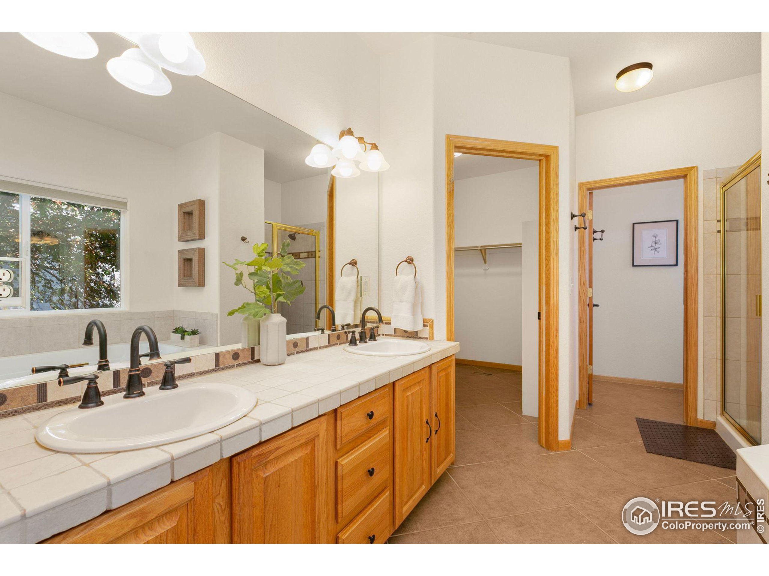 250 Camino del Mundo