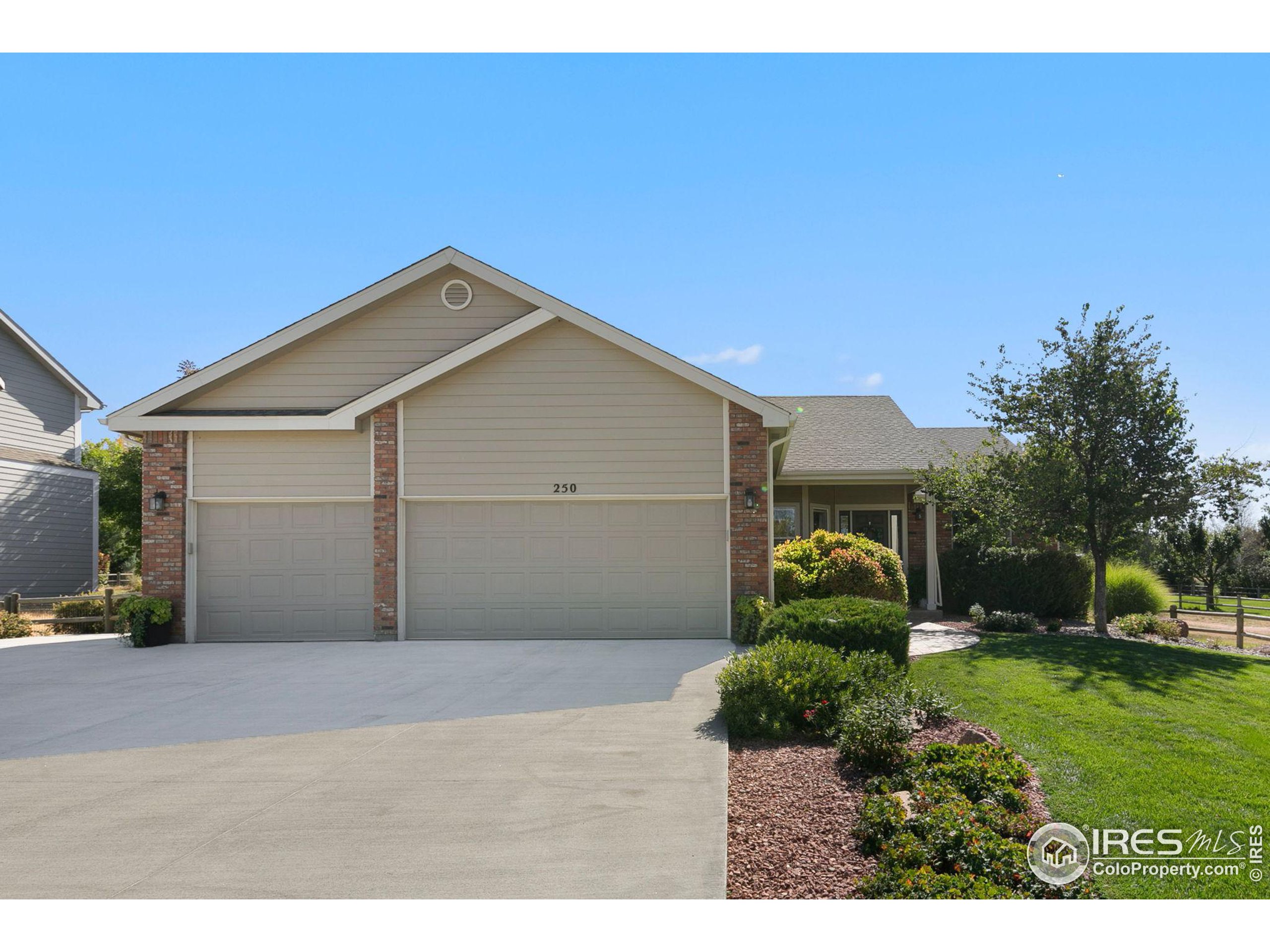 250 Camino del Mundo