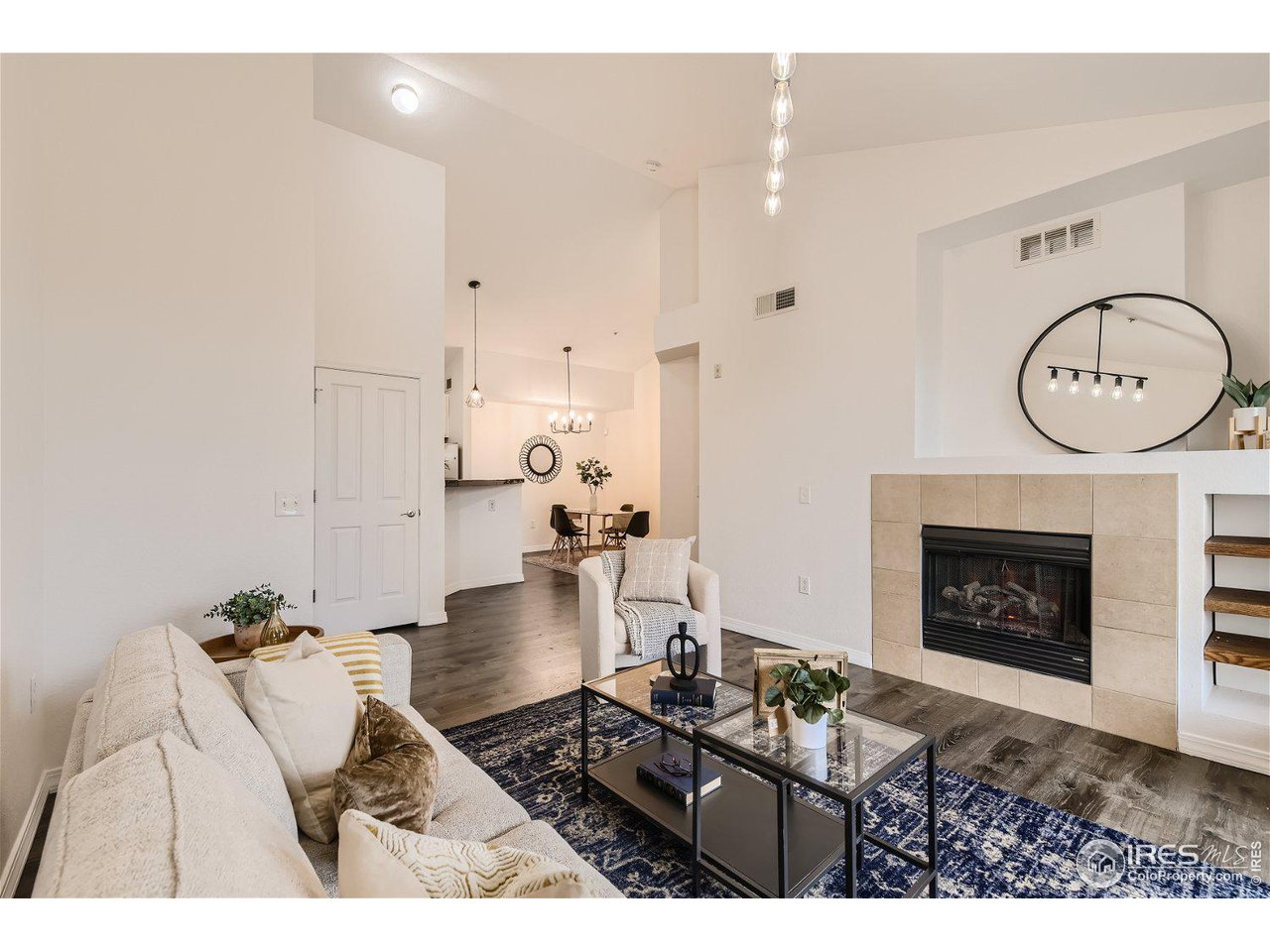 2133 Krisron Rd Unit: E301