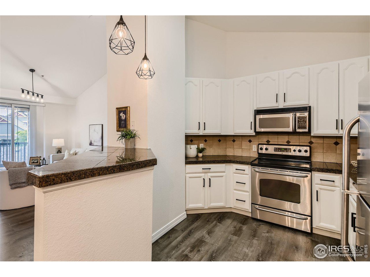 2133 Krisron Rd Unit: E301