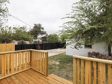 626 Cedar Hill Avenue