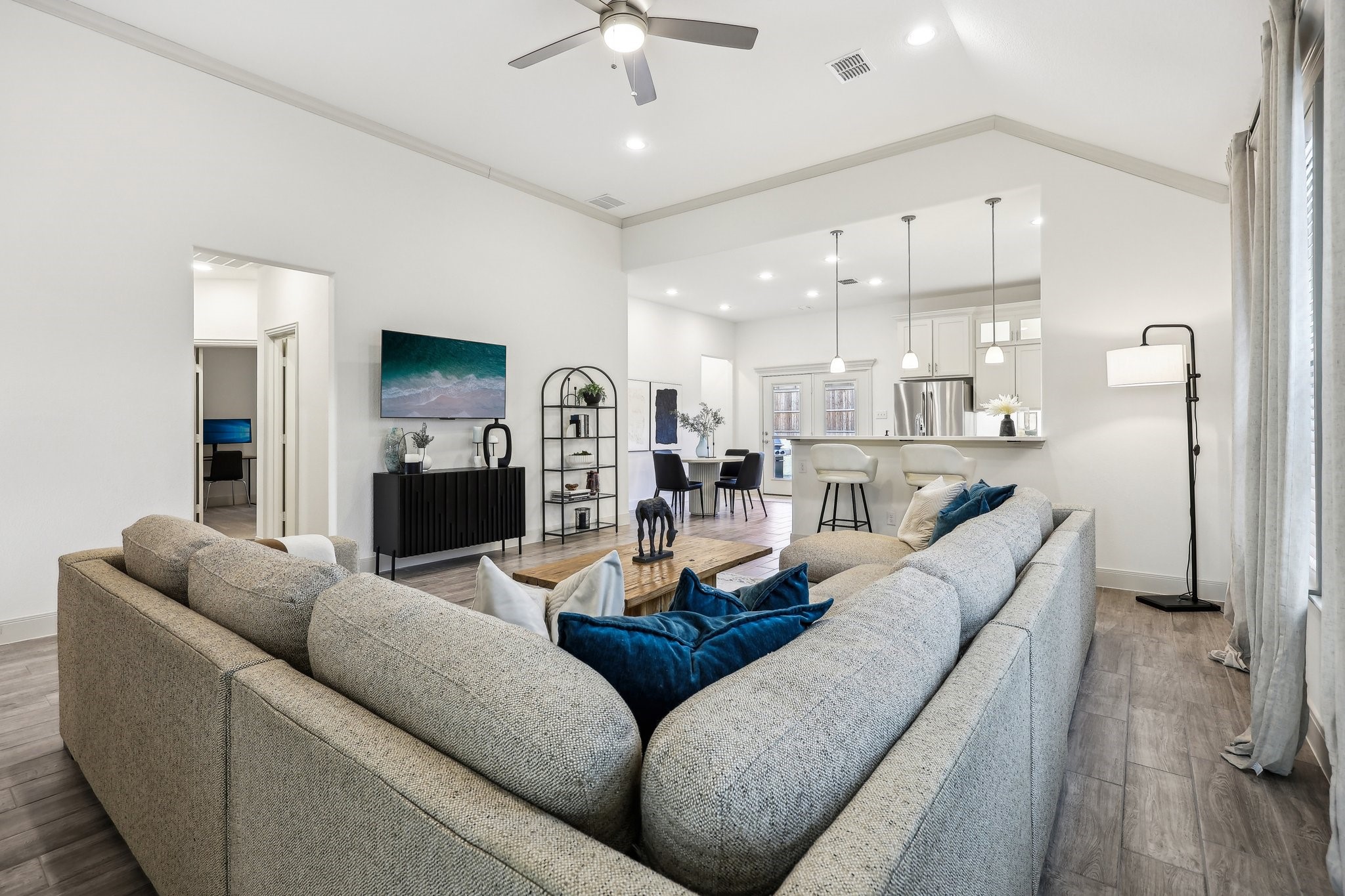 395 Waters Ridge Drive