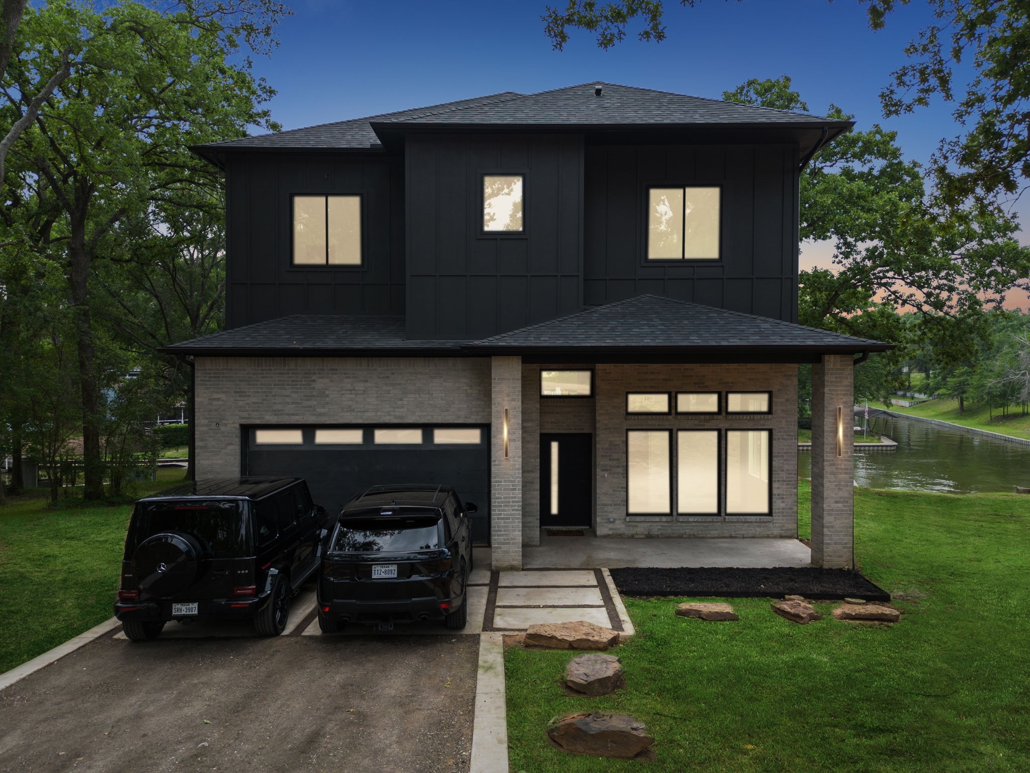 111 Nob Hill Circle