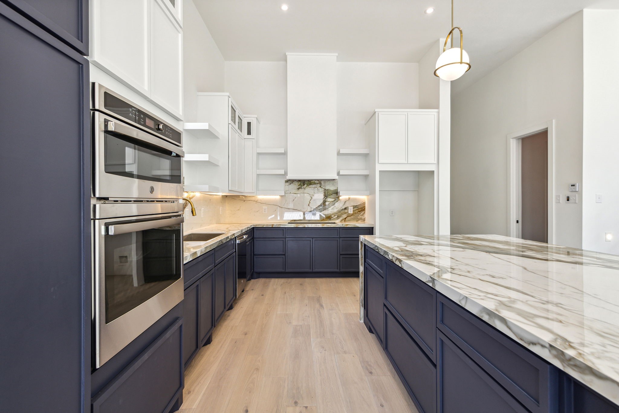111 Nob Hill Circle