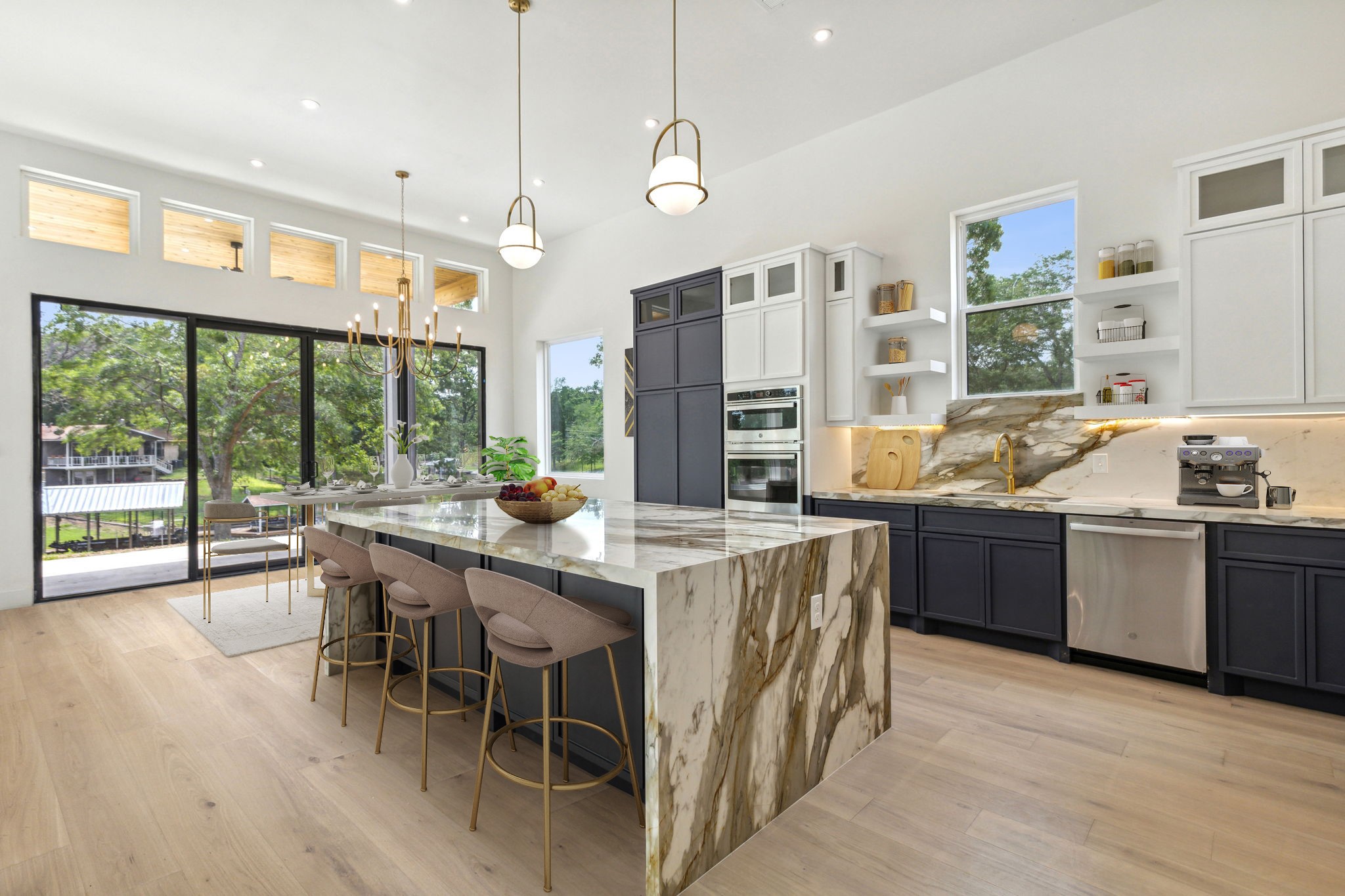 111 Nob Hill Circle