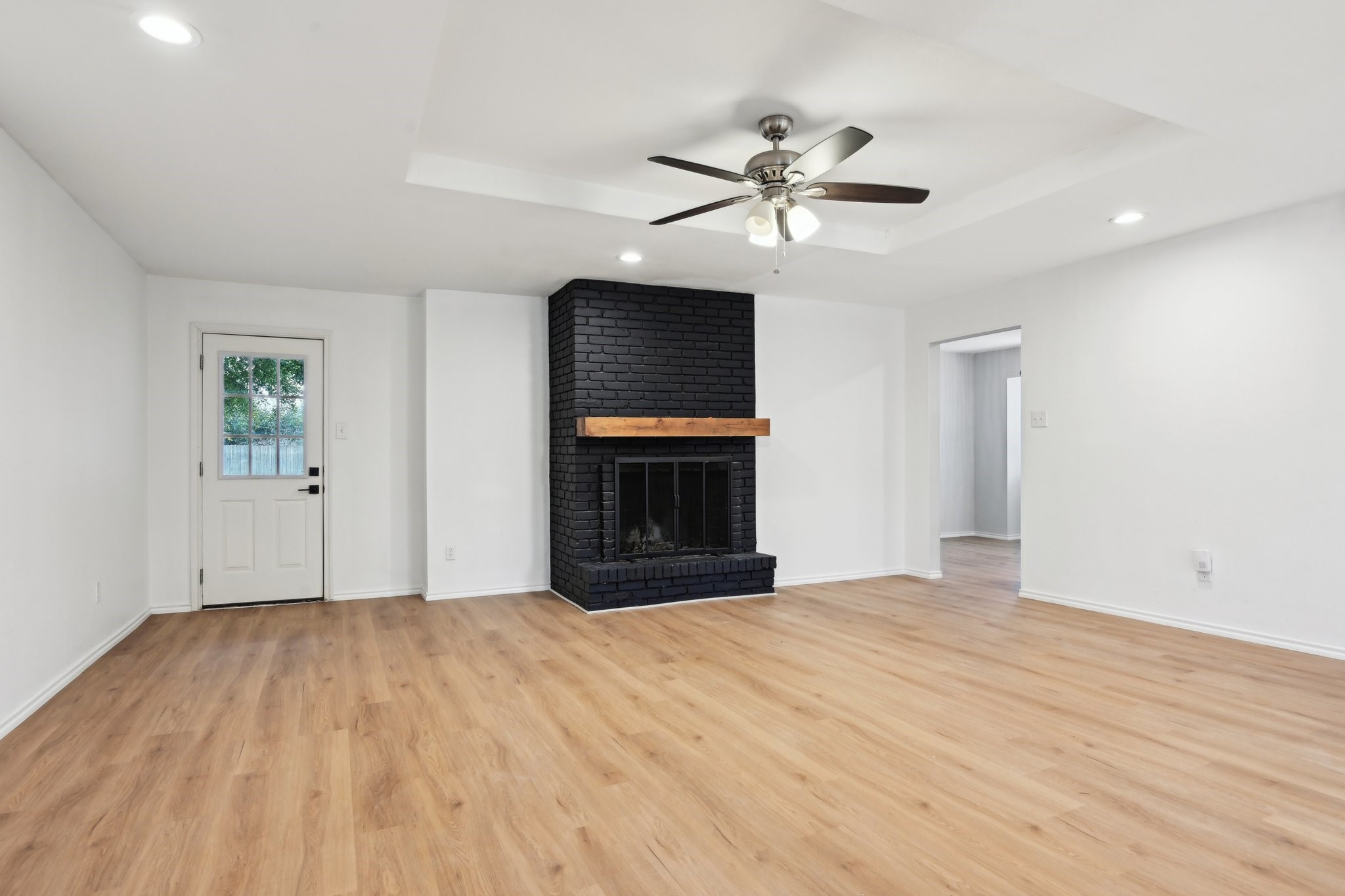 3404 Peachtree Lane