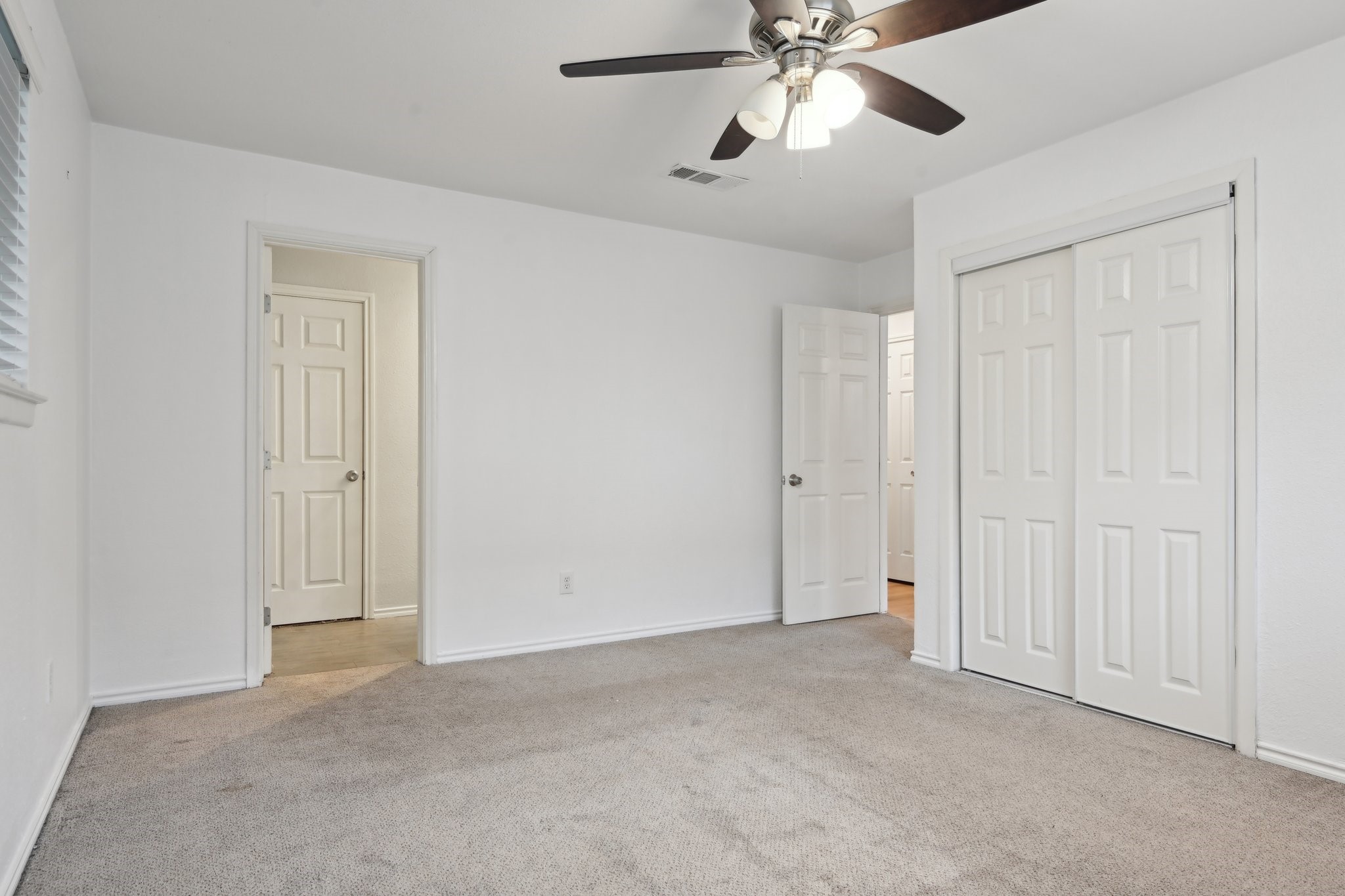 3404 Peachtree Lane