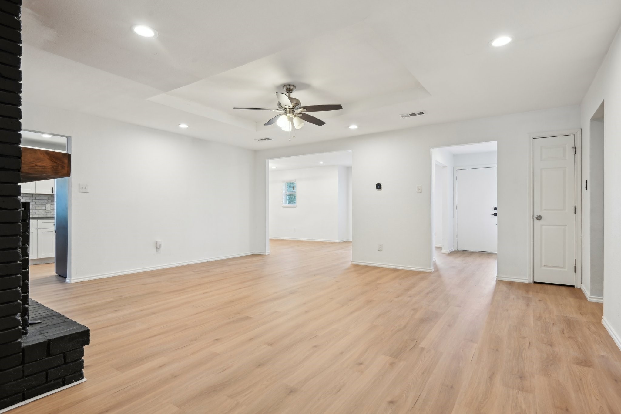 3404 Peachtree Lane