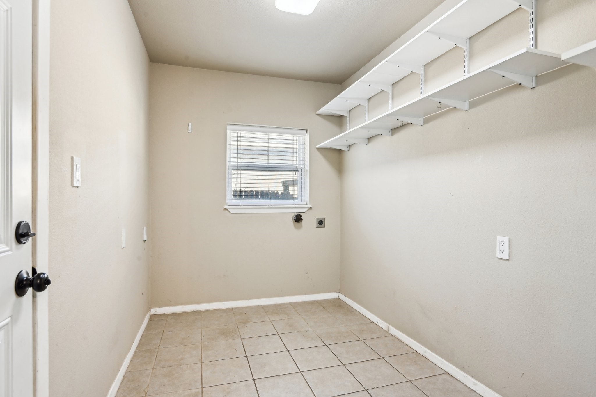 10319 Sylvia Drive