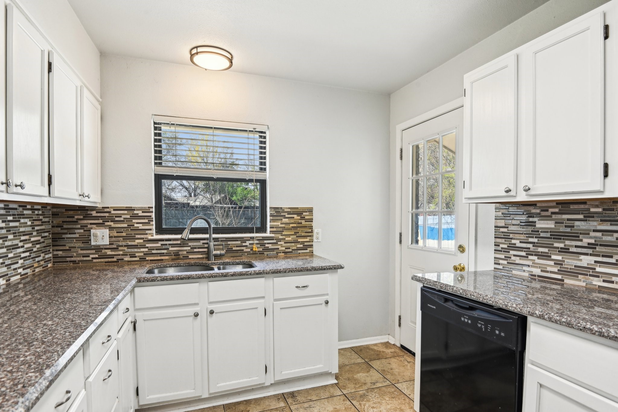 10319 Sylvia Drive
