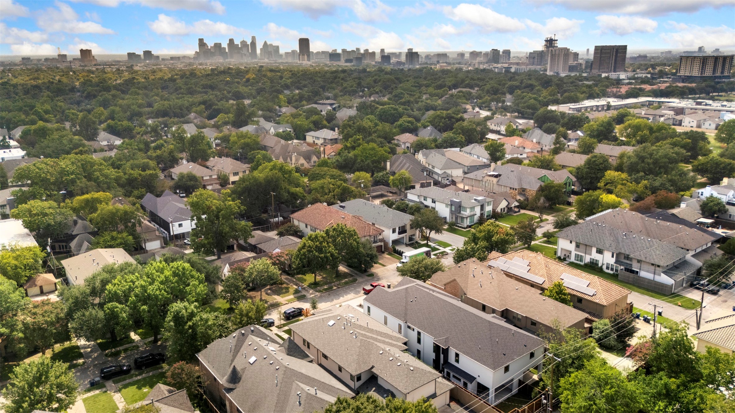 5611 Ellsworth Avenue 102