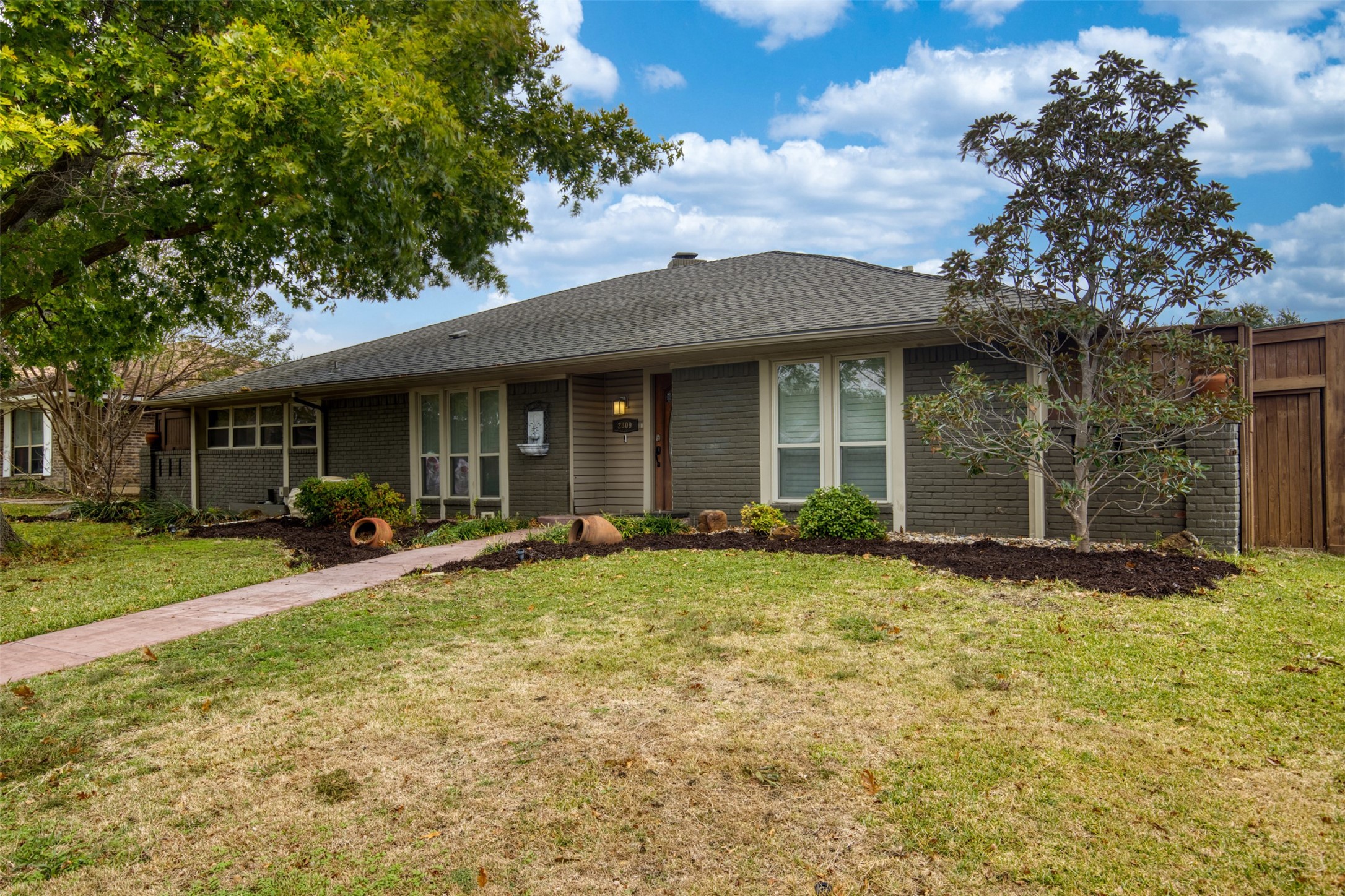 2309 Golden Willow Lane