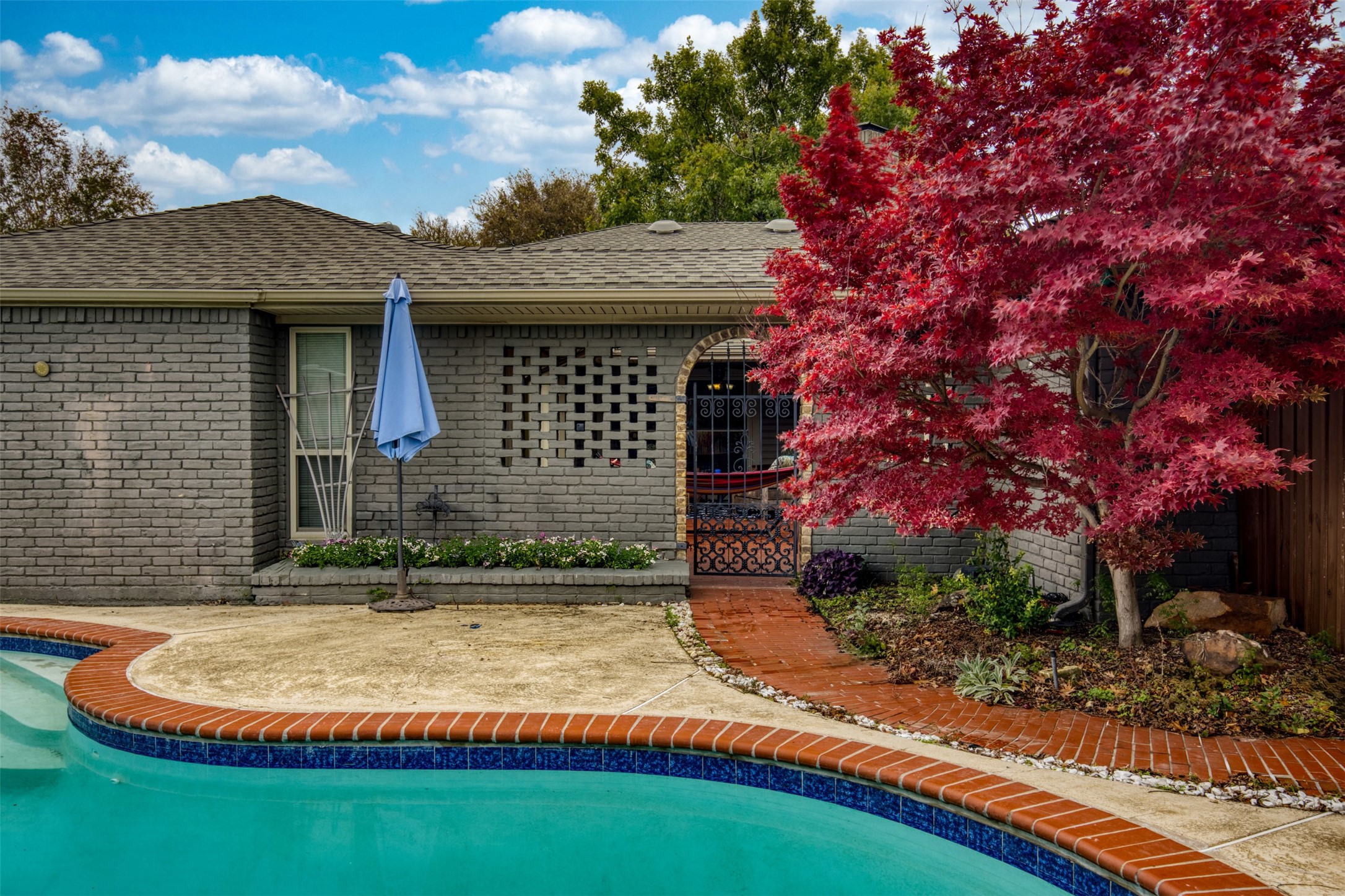 2309 Golden Willow Lane