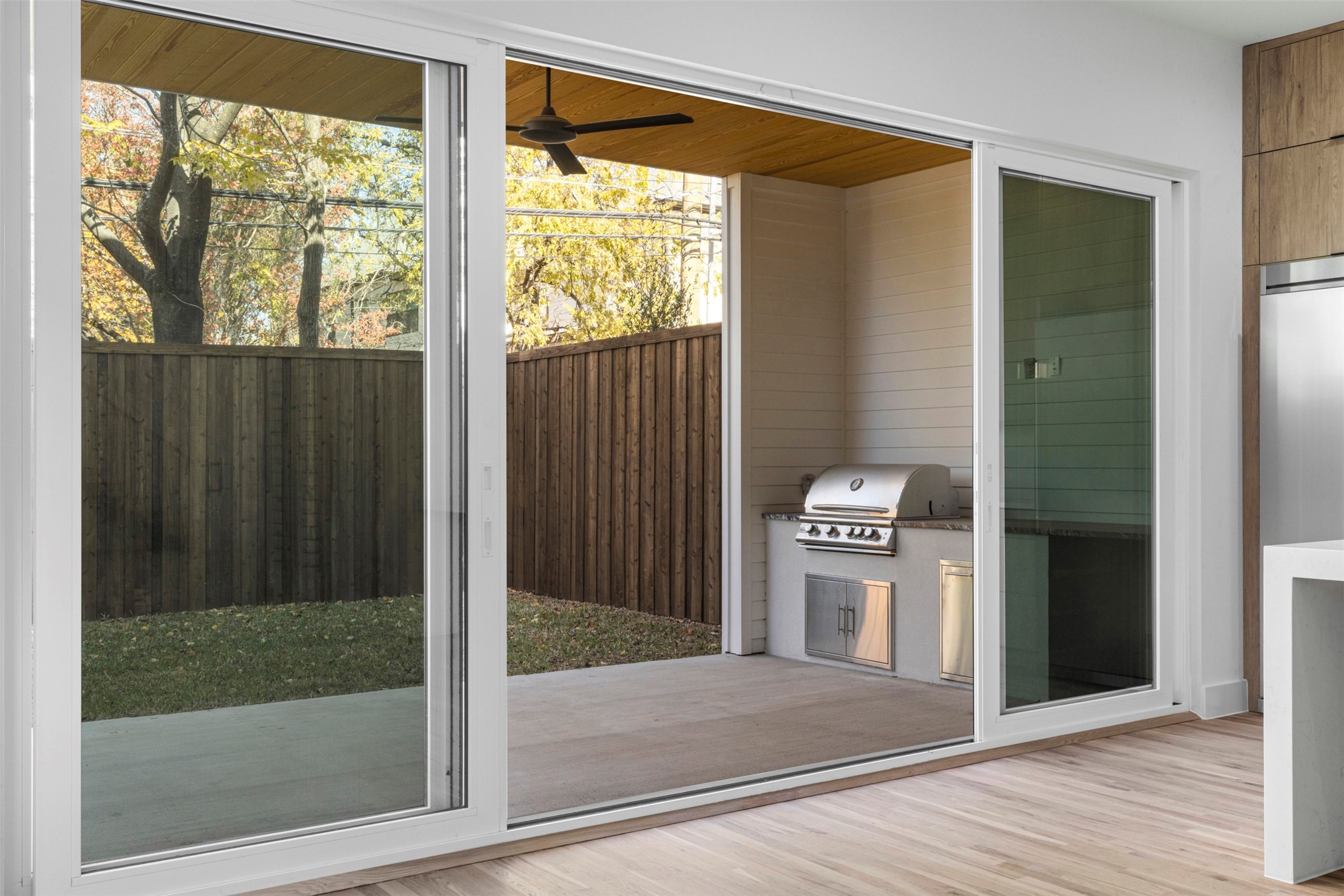 5611 Ellsworth Avenue 101