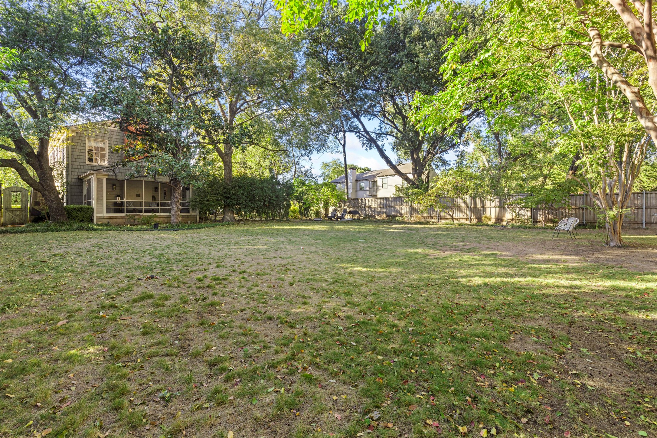 6902 Robin Road