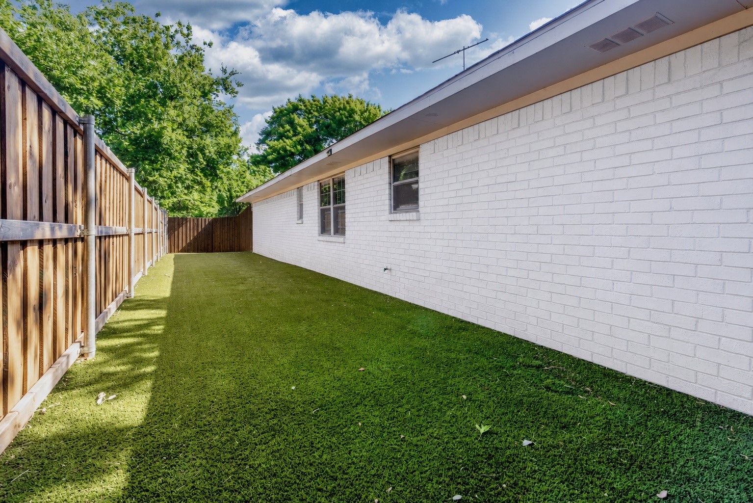 2617 Eucalyptus Drive