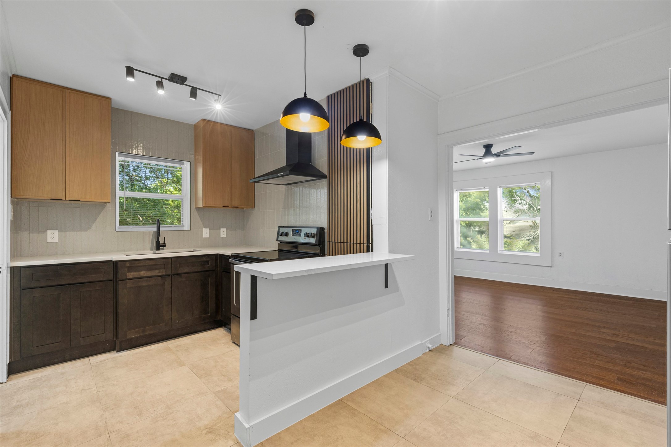 912 N Windomere Avenue 912.5