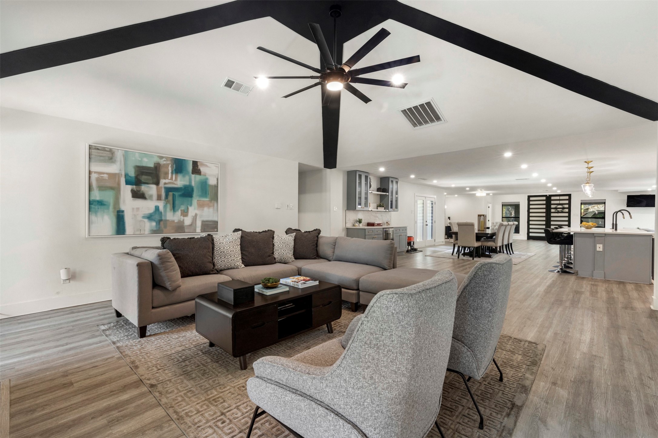 6626 Harvest Glen Drive