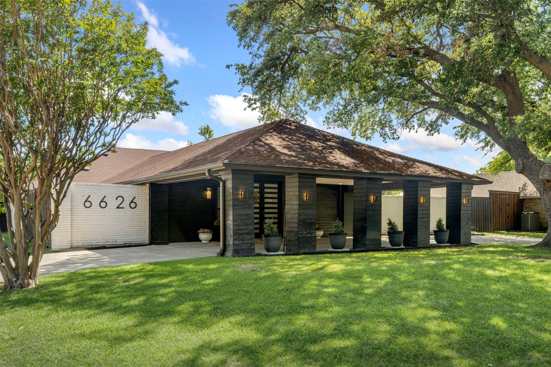 6626 Harvest Glen Drive