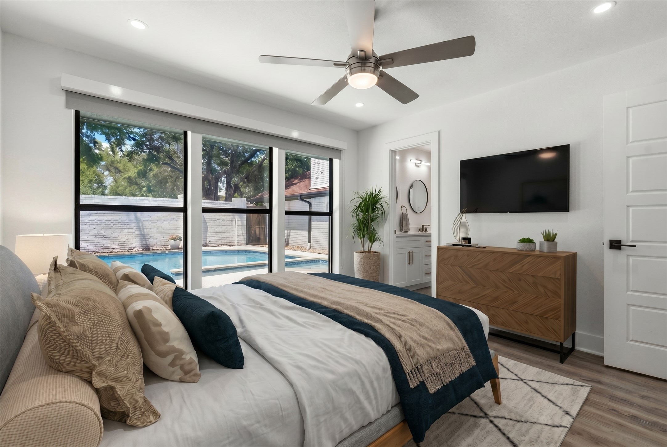 6626 Harvest Glen Drive