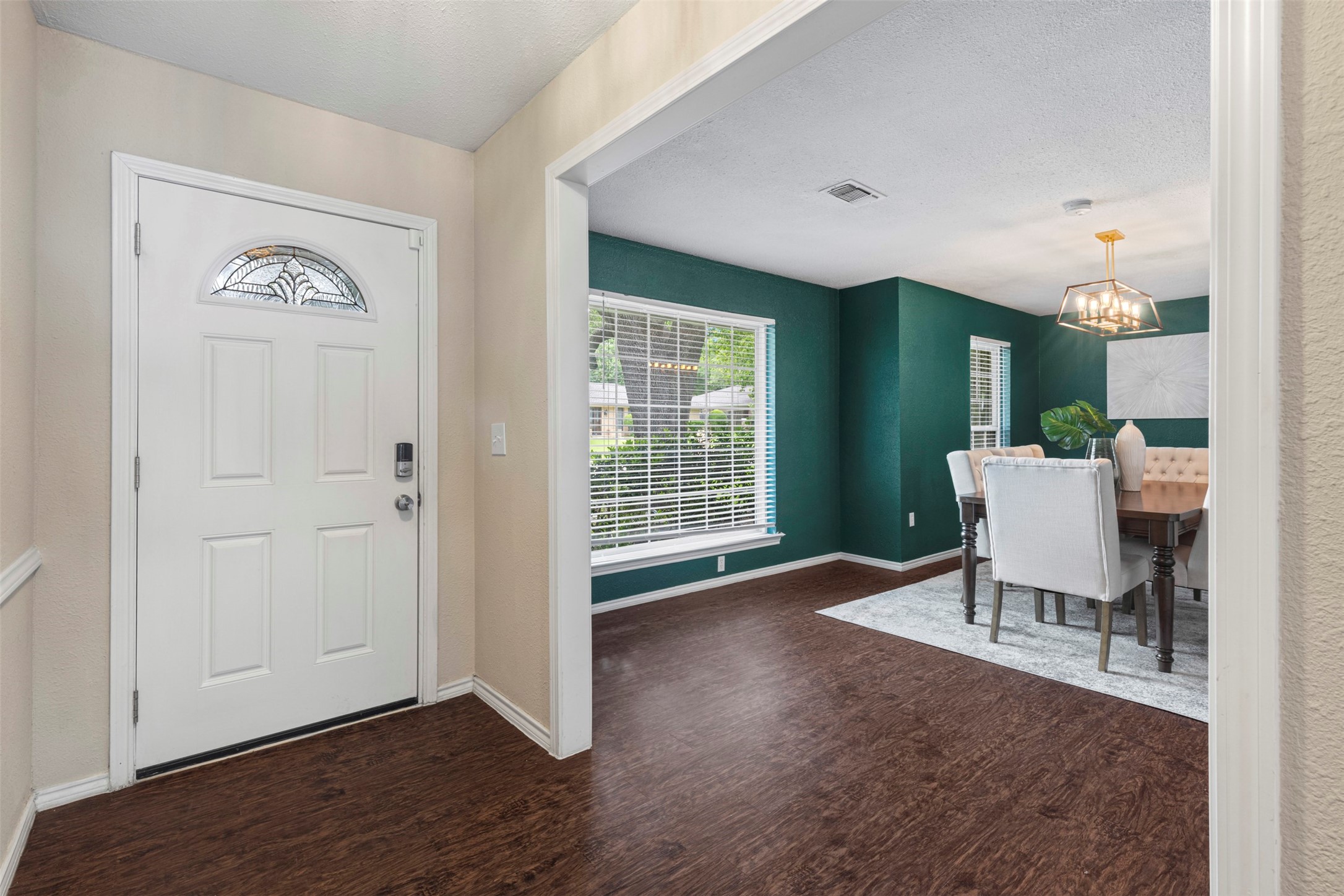 2617 Eucalyptus Drive