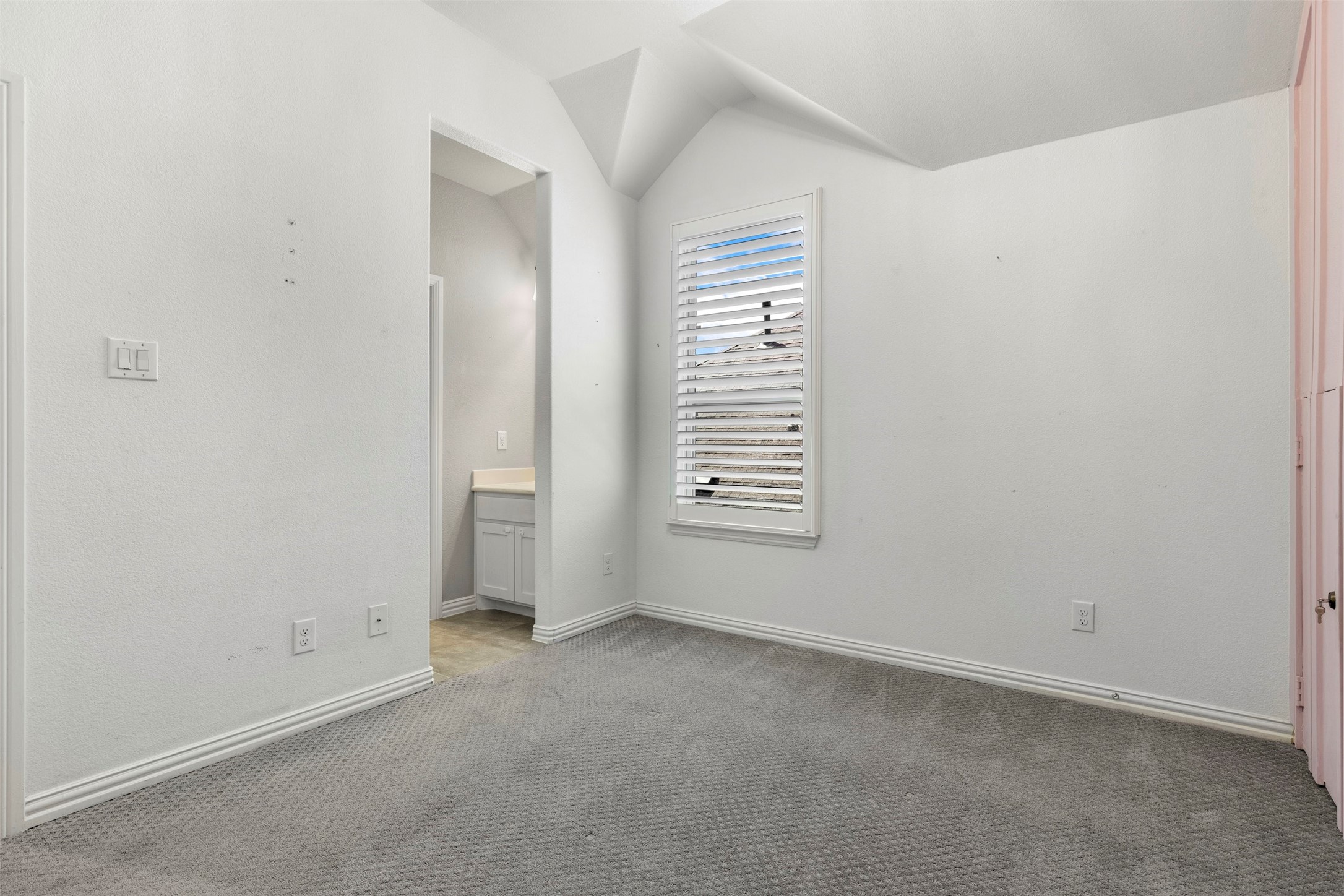 17643 Pinyon Lane