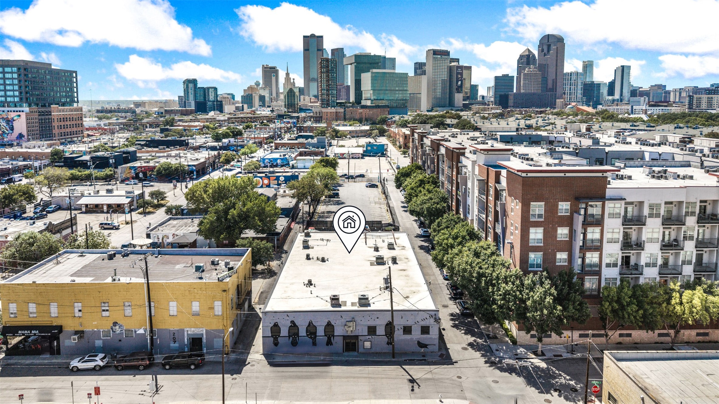 215 N Walton Street 9 & 11