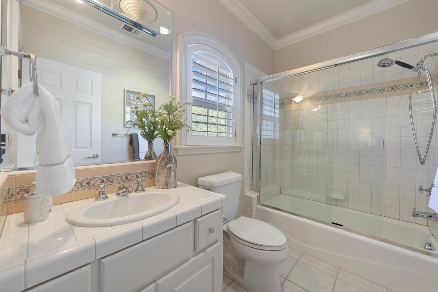 5878 Country Club PKWY