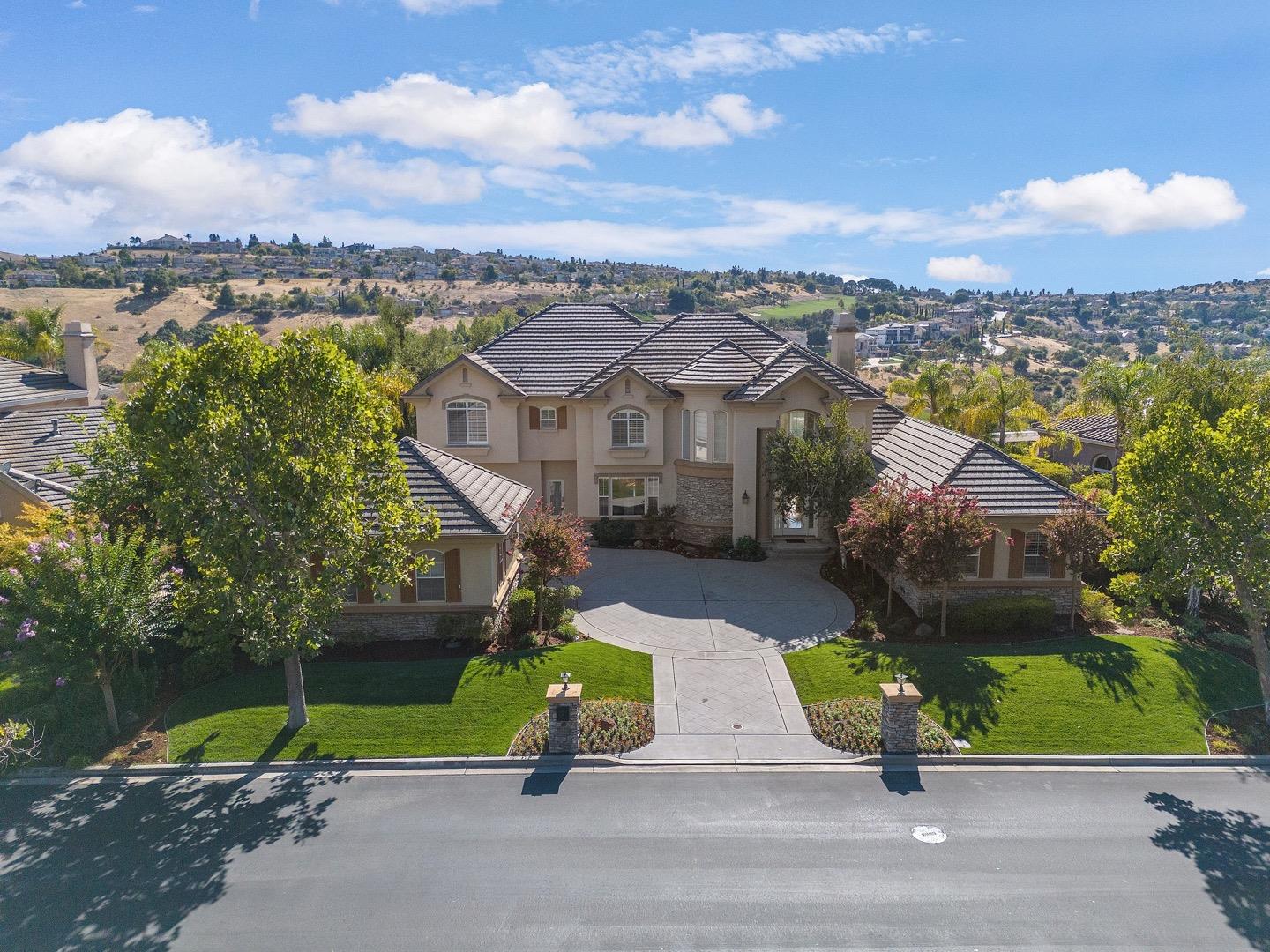 5878 Country Club PKWY